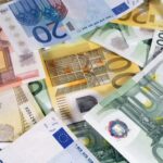 euro banknotes