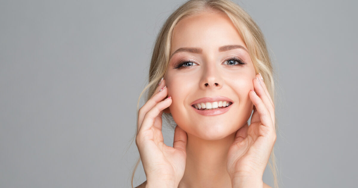 What is Mid Face Lift and why the cheekbone recovery shows us younger