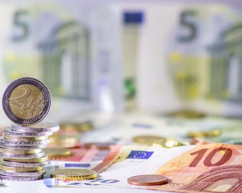 Αύξηση του ΑΕΠ κατά 0,4% στην ευρωζώνη και κατά 0,3% στην ΕΕ