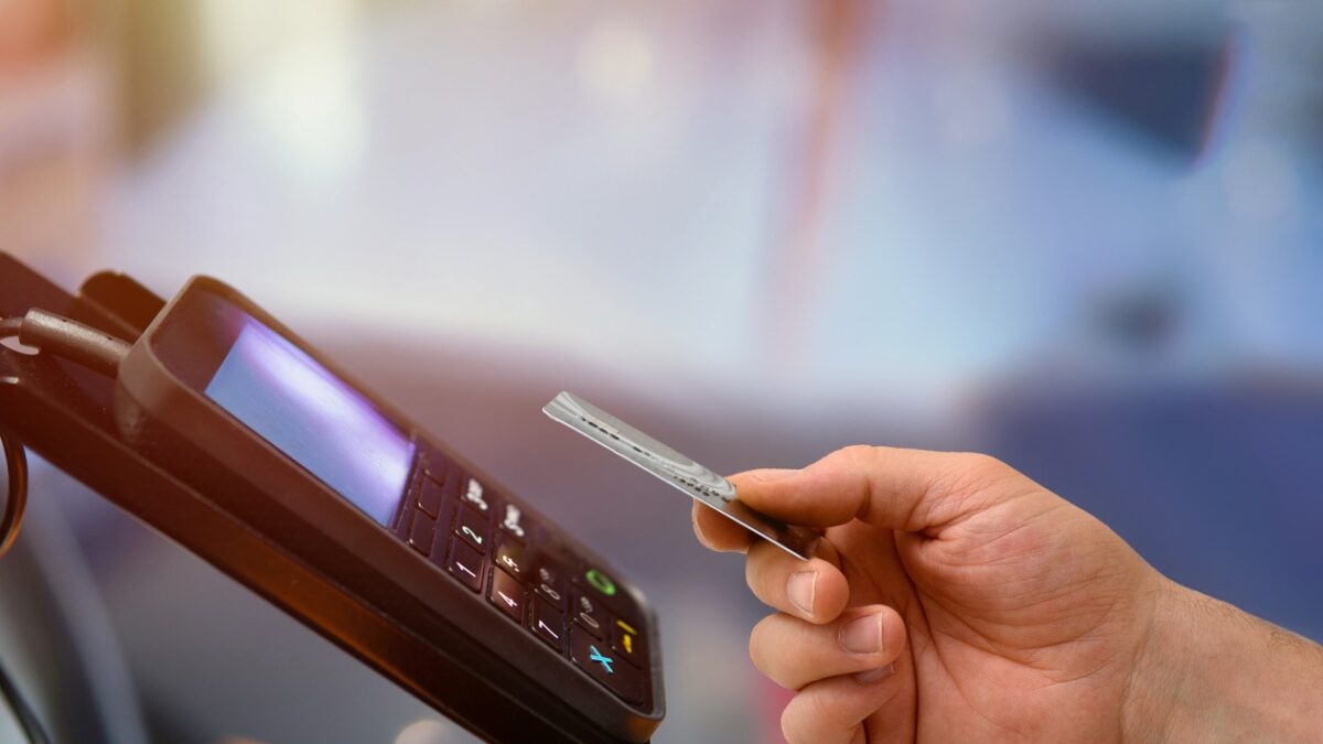 contactless payments from pos device via credit card