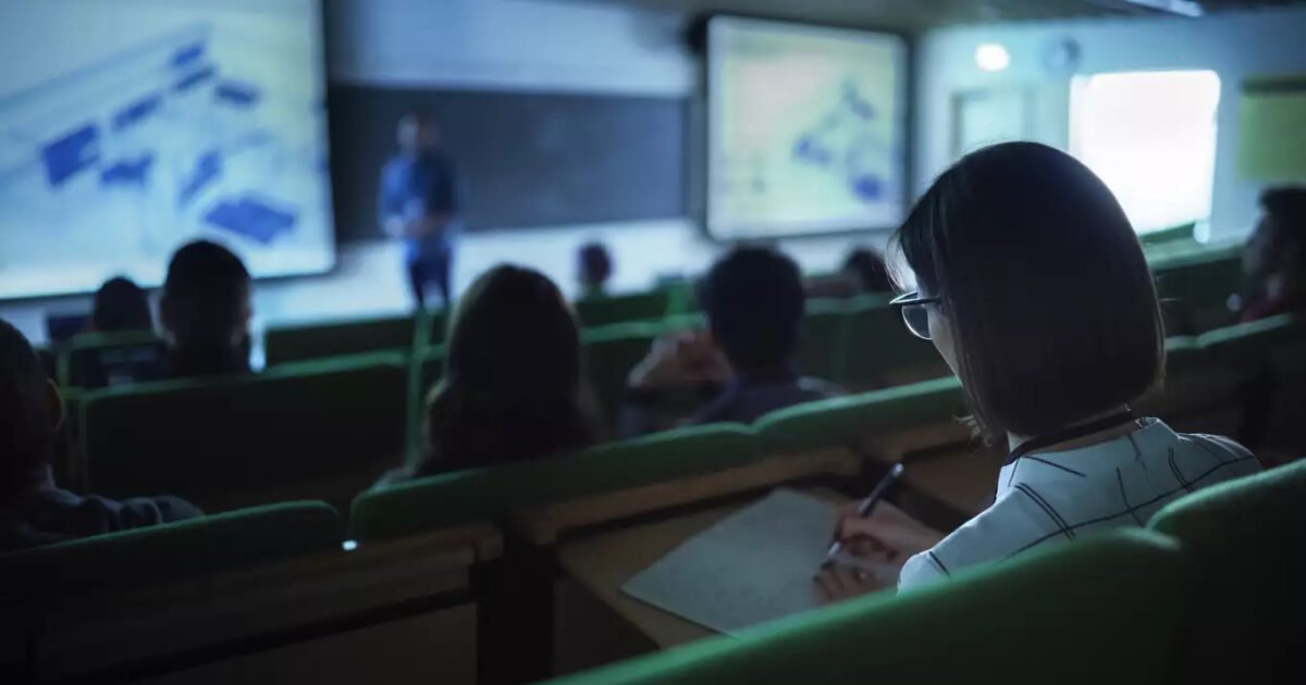 Deloitte: How does the Greek economy of international universities affect the operation of international university branches