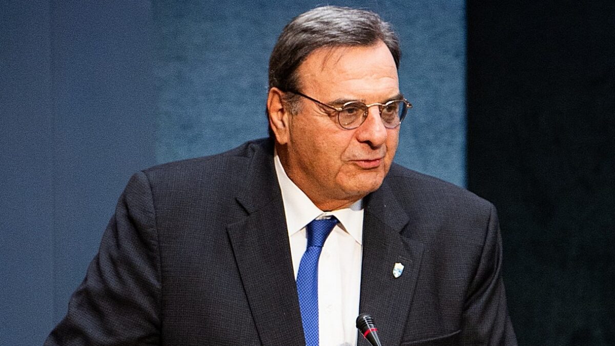 Ο Ισίδωρος Κούβελος