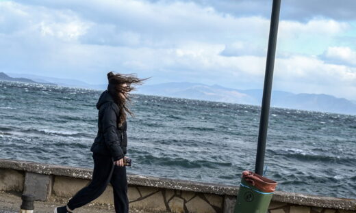 Ισχυρός άνεμος