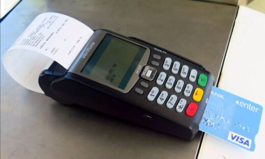 Πιστωτική κάρτα σε POS