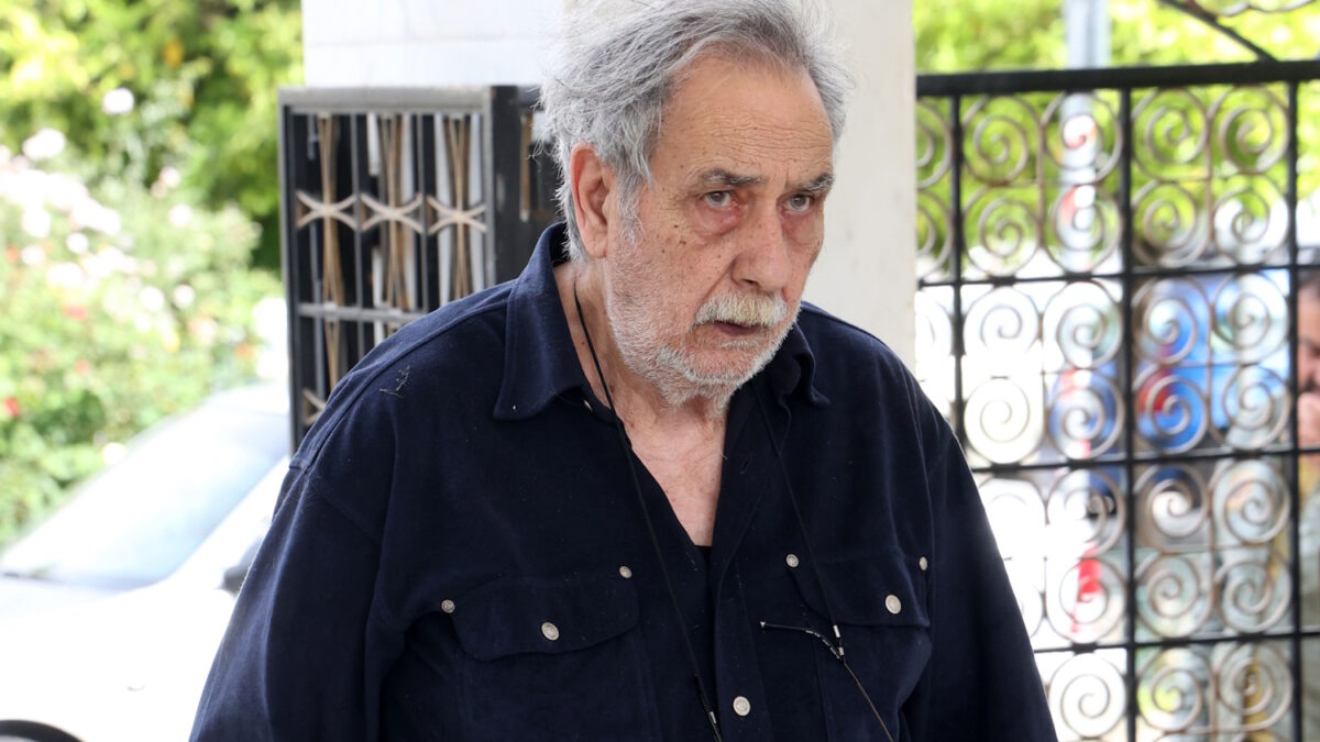 Κώστας Αρζόγλου