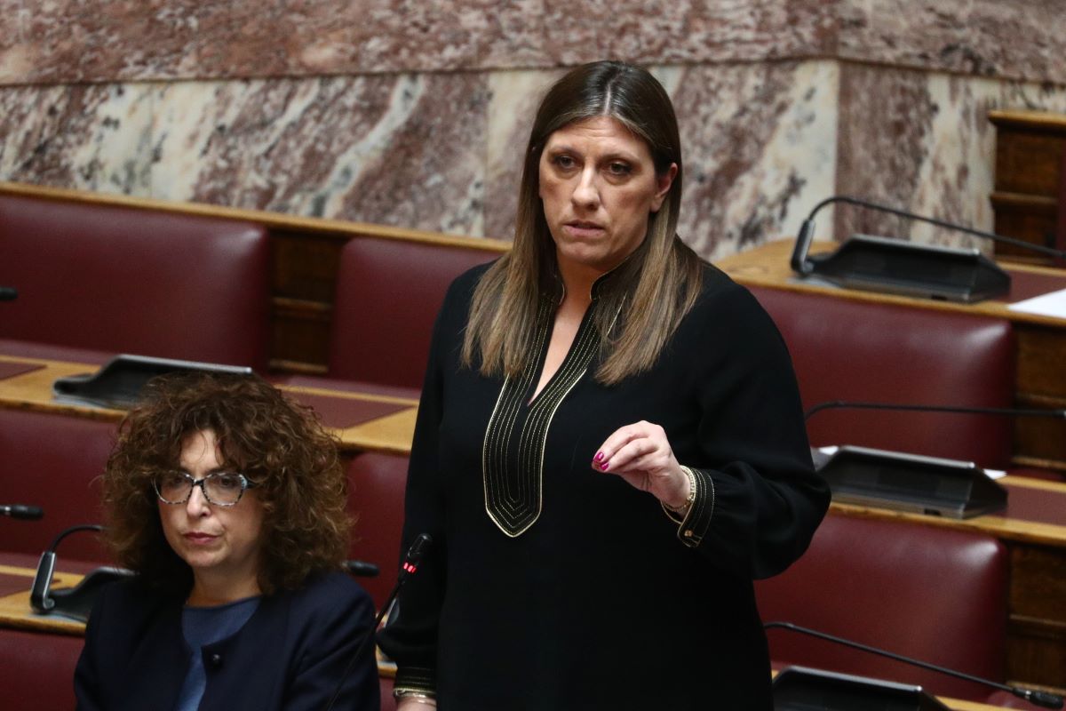 Η πρόεδρος της Πλεύσης Ελευθερίας Ζωή Κωνσταντοπούλου στη Βουλή