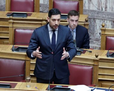 Ο αναπληρωτής υπουργός Υποδομών και Μεταφορών Κωνσταντίνος Κυρανάκης στη Βουλή