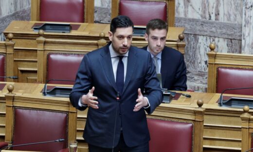 Ο αναπληρωτής υπουργός Υποδομών και Μεταφορών Κωνσταντίνος Κυρανάκης στη Βουλή
