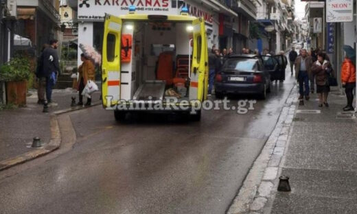 Το ασθενοφόρο στη Λαμία
