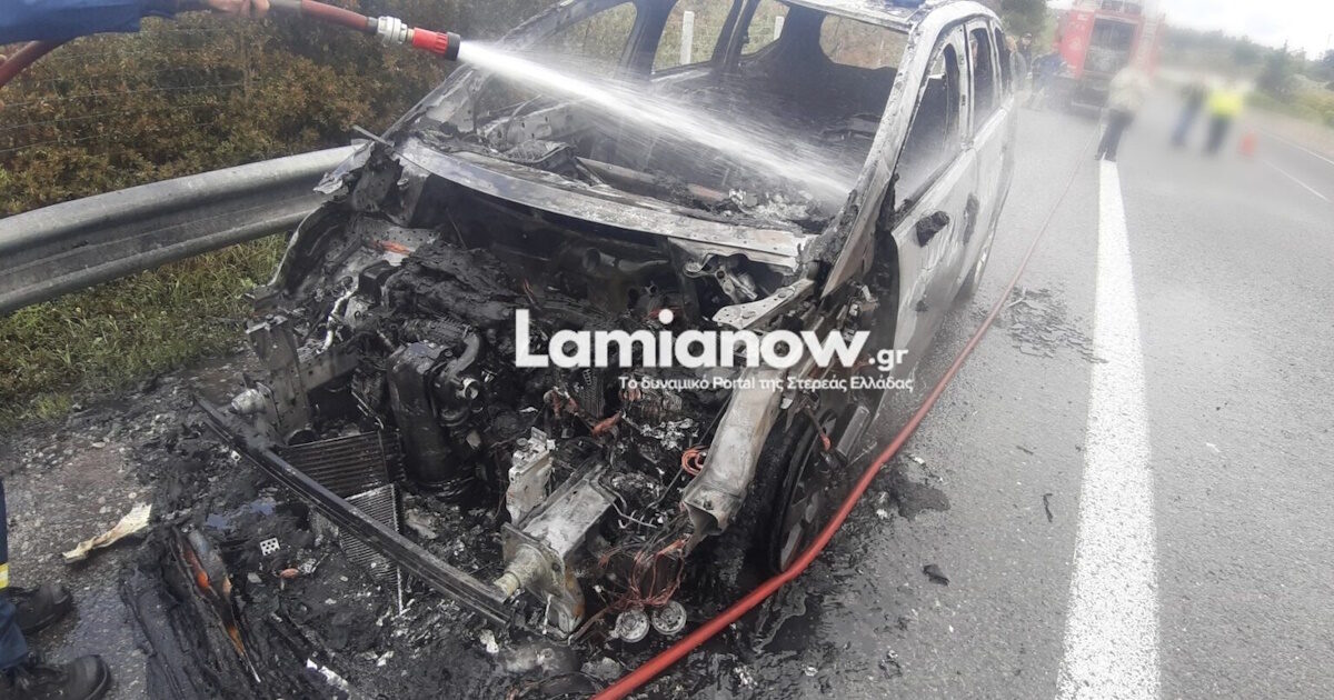 Lamia: car “shine” on the go – “The 4 passengers escaped”