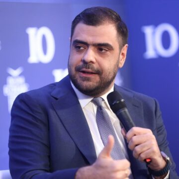 Ο Παύλος Μαρινάκης στο Οικονομικό Φόρουμ των Δελφών