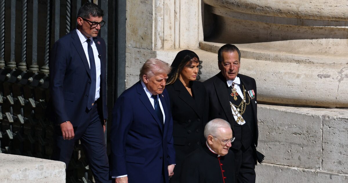 Trump and Melania paid tribute to Pope Francis – What other leaders have taken their place at the funeral