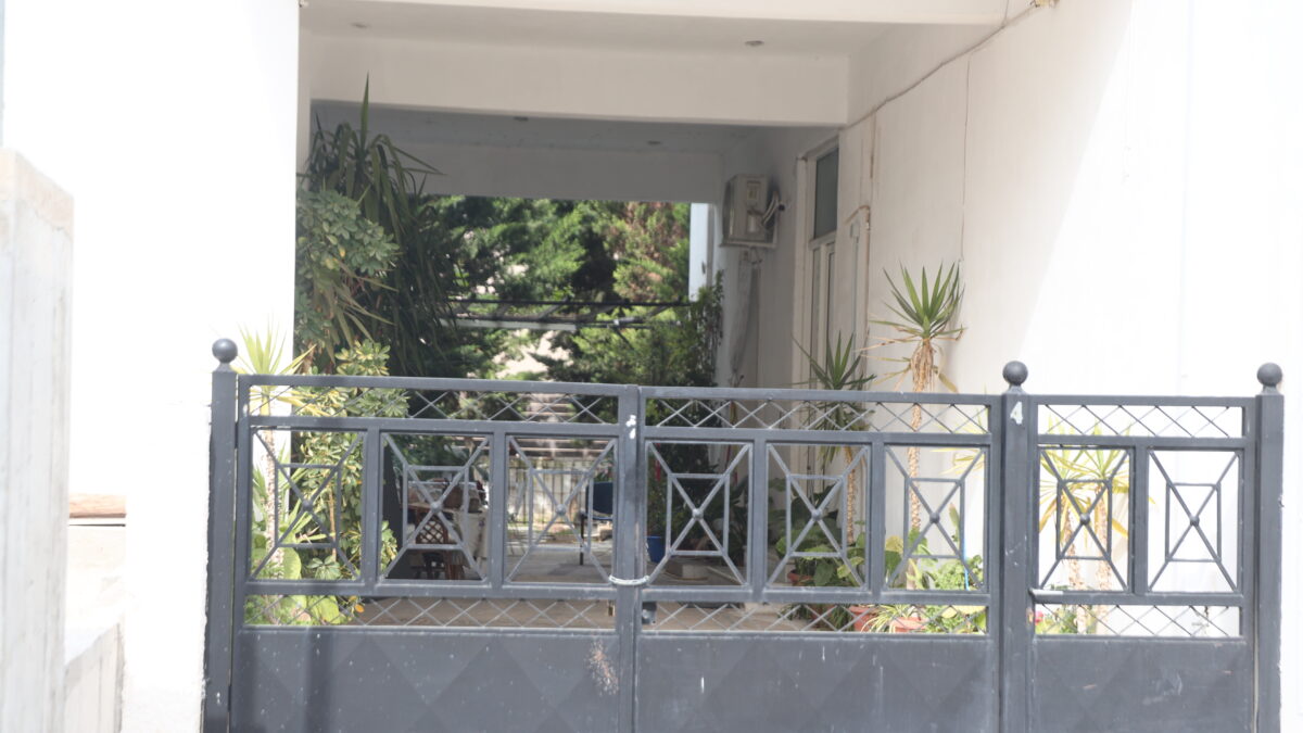 Η πολυκατοικία που έγινε η γυναικοκτονία στο Μενίδι