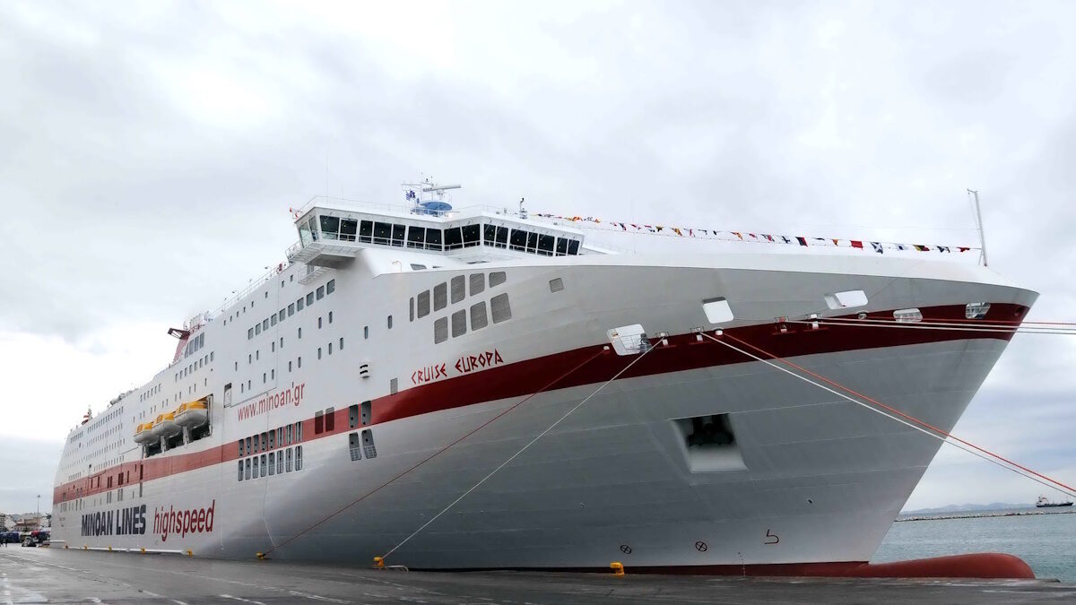 ΠΑΡΟΥΣΙΑΣΗ ΤΟΥ ΝΕΟΥ ΠΛΟΙΟΥ ΤΗΣ ΜΙΝΟΑΝ LINES "CRUISE EUROPA" ΓΙΑ ΤΗΝ ΓΡΑΜΜΗ ΠΑΤΡΑ - ΙΤΑΛΙΑ / EUROKINISSI