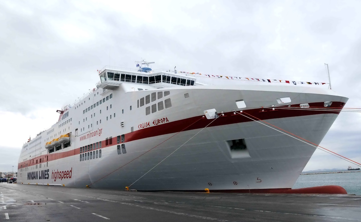 ΠΑΡΟΥΣΙΑΣΗ ΤΟΥ ΝΕΟΥ ΠΛΟΙΟΥ ΤΗΣ ΜΙΝΟΑΝ LINES "CRUISE EUROPA" ΓΙΑ ΤΗΝ ΓΡΑΜΜΗ ΠΑΤΡΑ - ΙΤΑΛΙΑ / EUROKINISSI