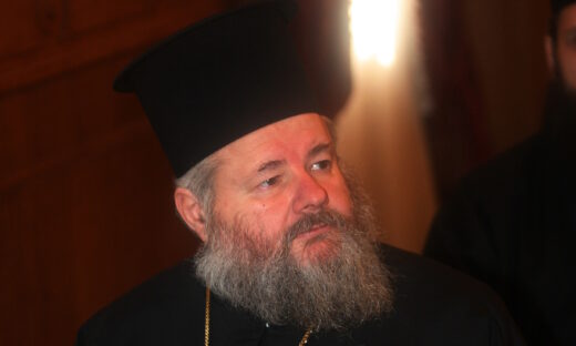 Ο Μητροπολίτης Κυδωνίας και Αποκορώνου, Δαμασκηνός