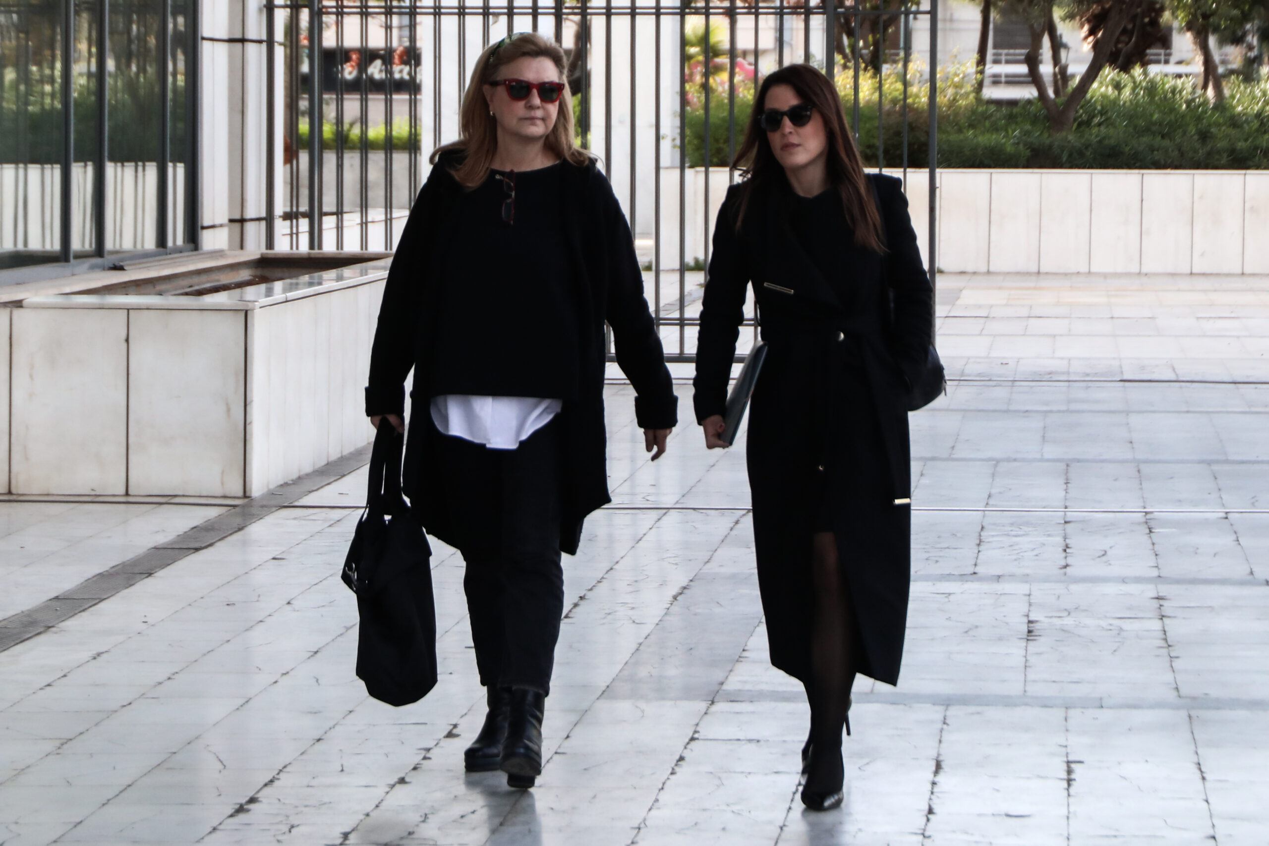 Η Ελπίδα Νίνου