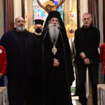 Ο Κώστας Καραπαπάς, ο Μητροπολίτης Σεραφείμ και ο Γιάννης Μώραλης