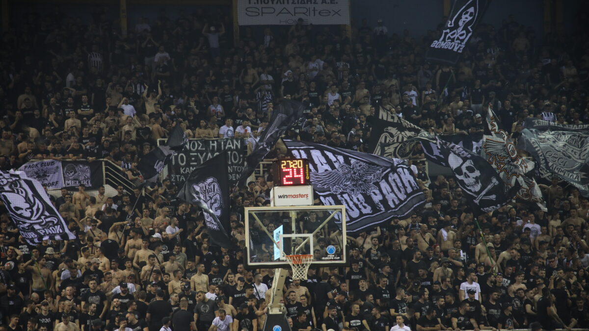 Ο κόσμος του ΠΑΟΚ στο Παλατάκι