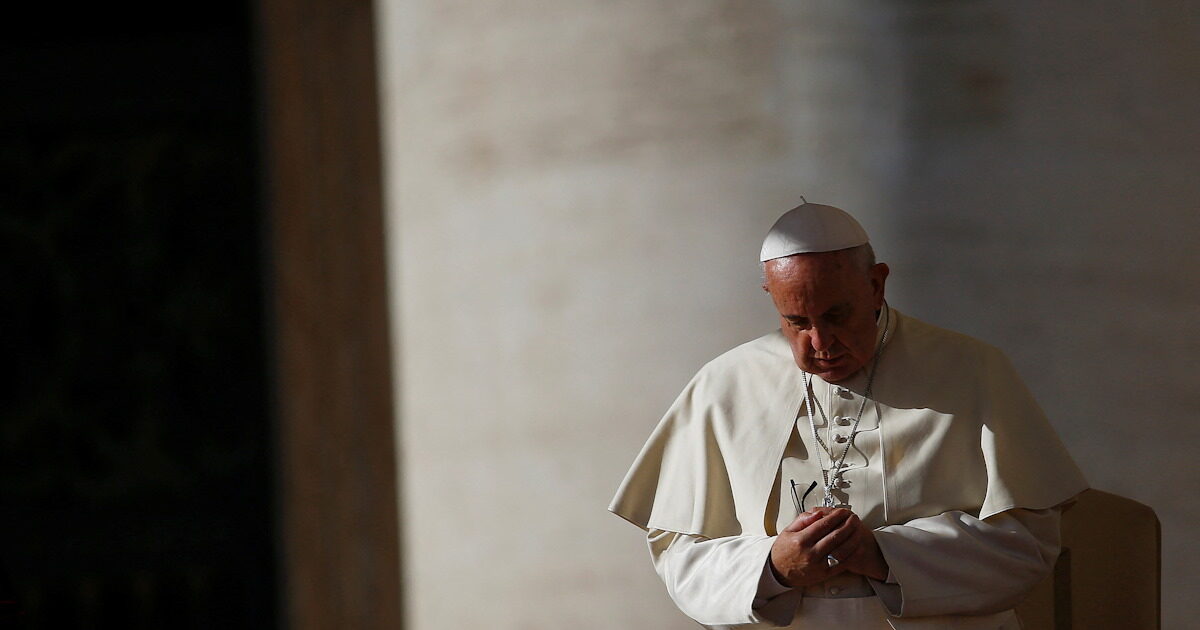 Pope Francis: The humble “Pope of the Poor” who took selfies and did not hesitate to tear publicly