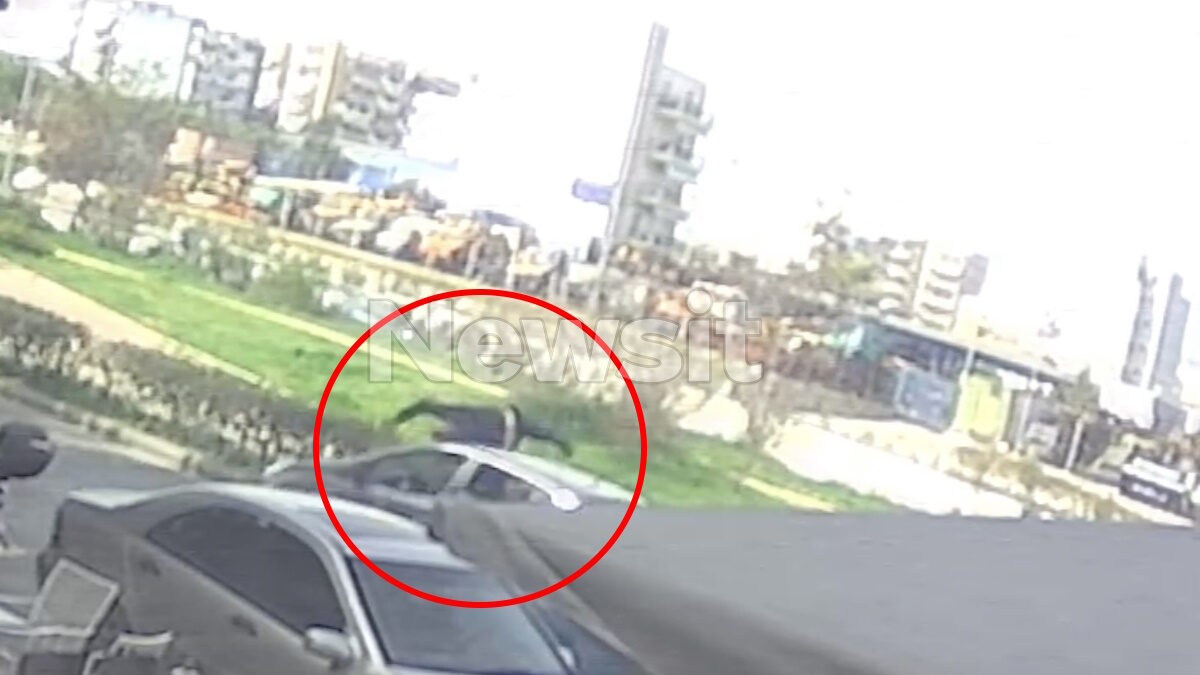 Η στιγμή της παράσυρσης πεζού στην Θεσσαλονίκη