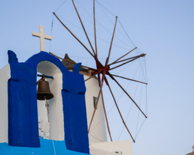 Καμπαναριό με λιακάδα