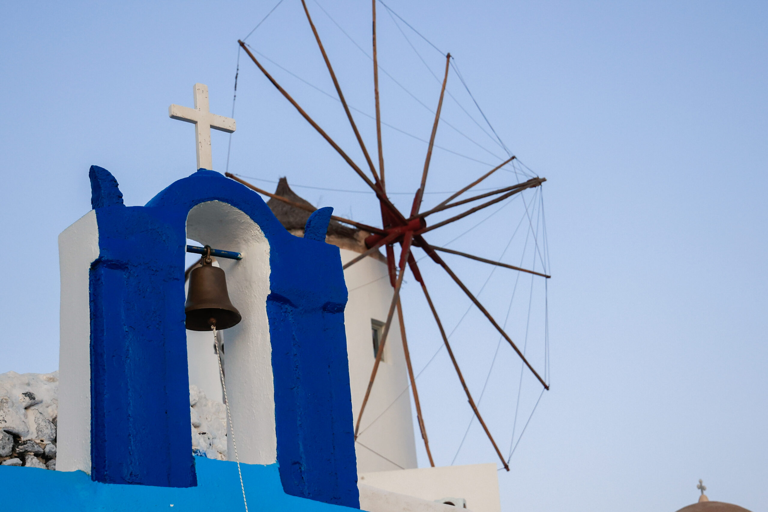 Καμπαναριό με λιακάδα