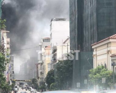 Φωτιά στο κέντρο της Πάτρας
