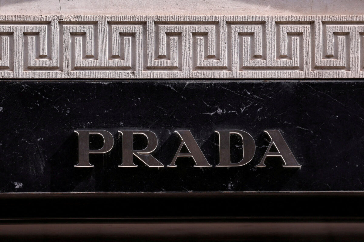 Logo Prada