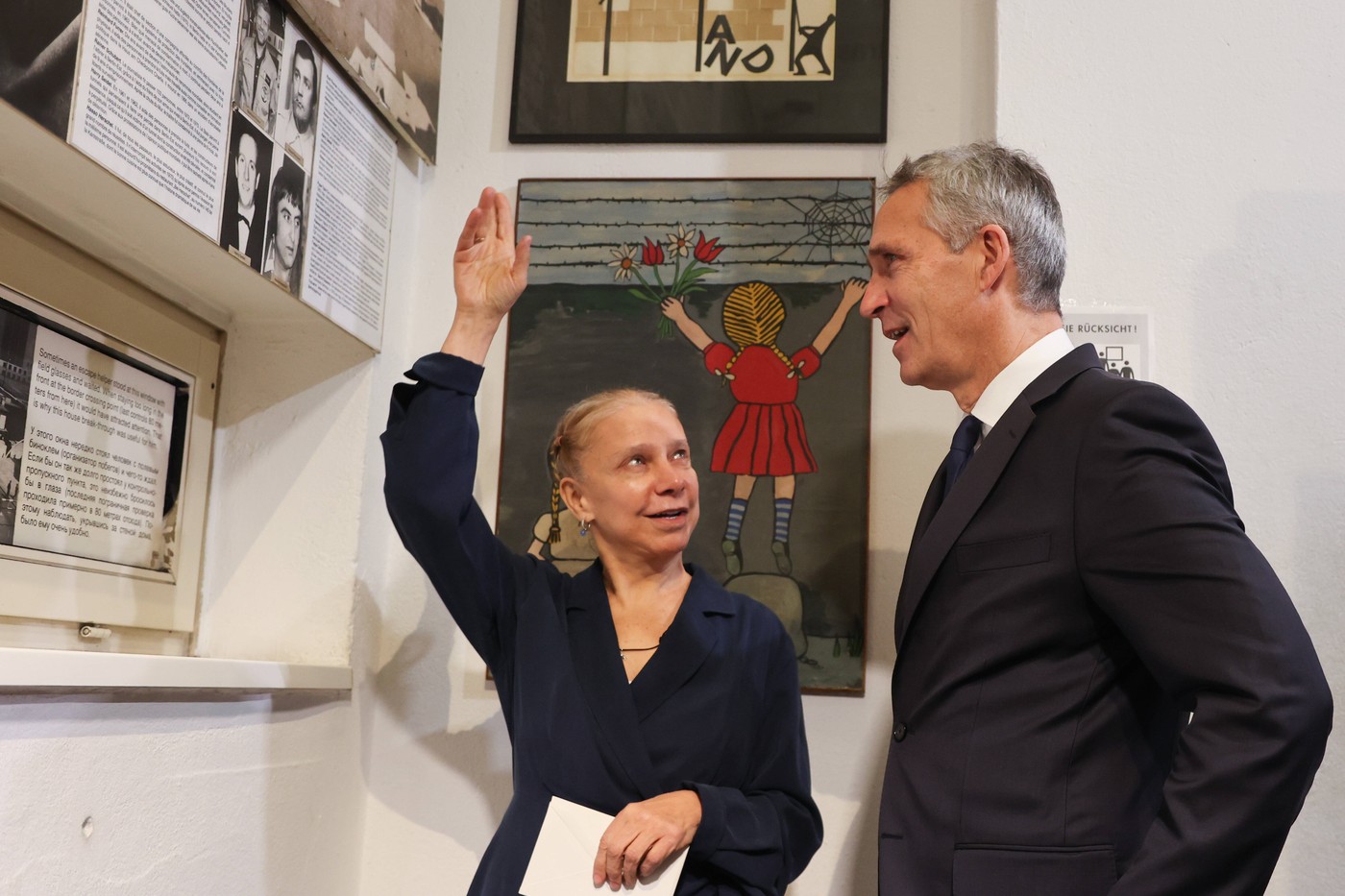 Η Alexandra Hildebrandt με τον Γενς Στόλτενμπεργκ