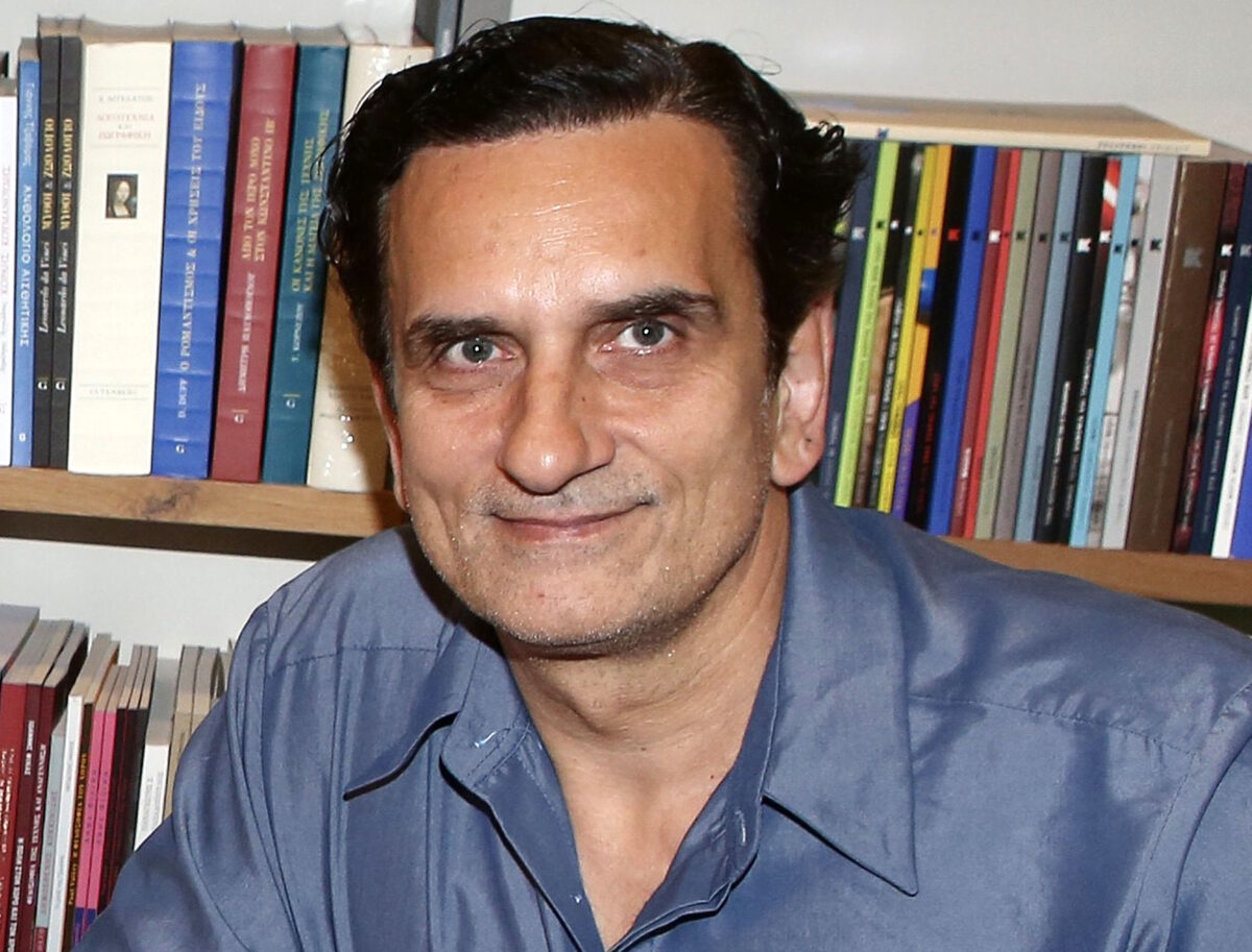 Νίκος Ψαρράς