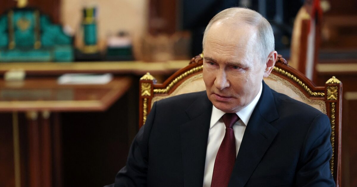 Vladimir Putin proposes bilateral talks with Ukraine to end the war