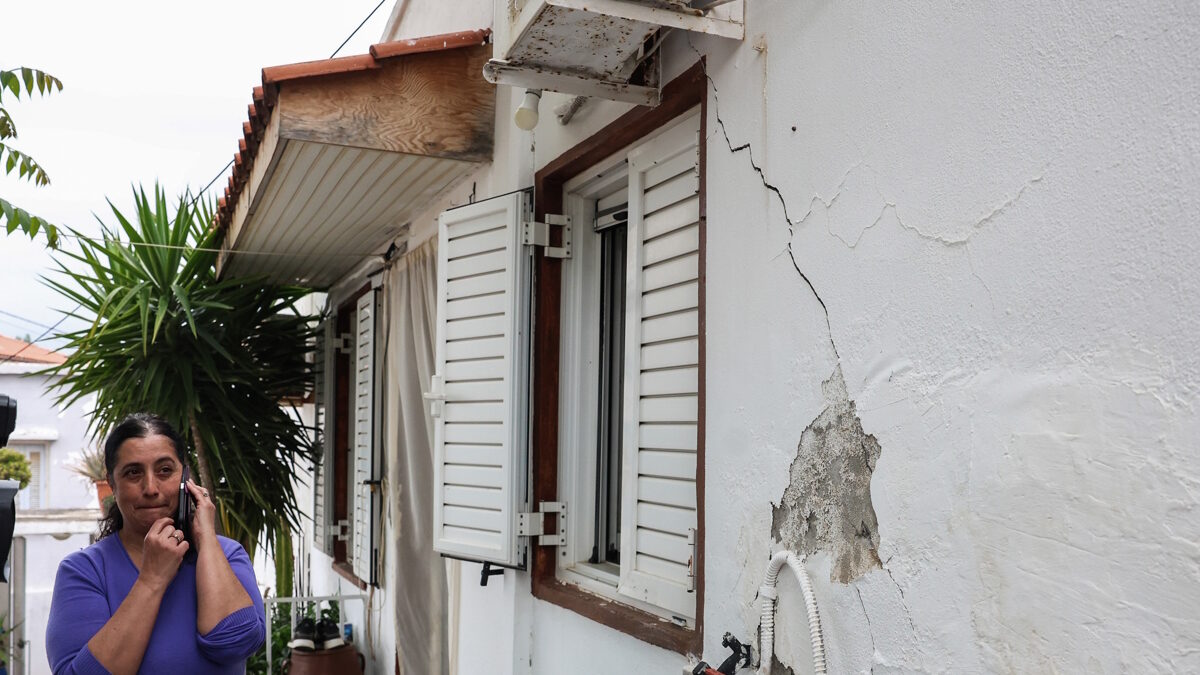 Ρωγμές σε κτίριο στις Βούτες Ηρακλείου
