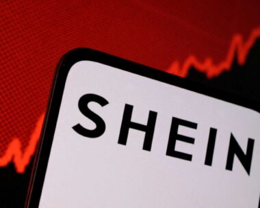 Το Πεκίνο προτρέπει τη Shein να σταματήσει τη μεταφορά της παραγωγής της εκτός Κίνας μετά τους δασμούς Τραμπ