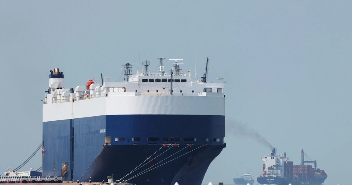 Trump announcements for fees on Chinese ships threaten Greek shipping