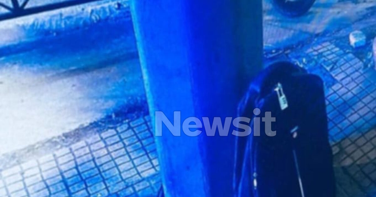 The bomb backpack just before the explosion outside the offices of Hellenic Train on Syngrou Avenue