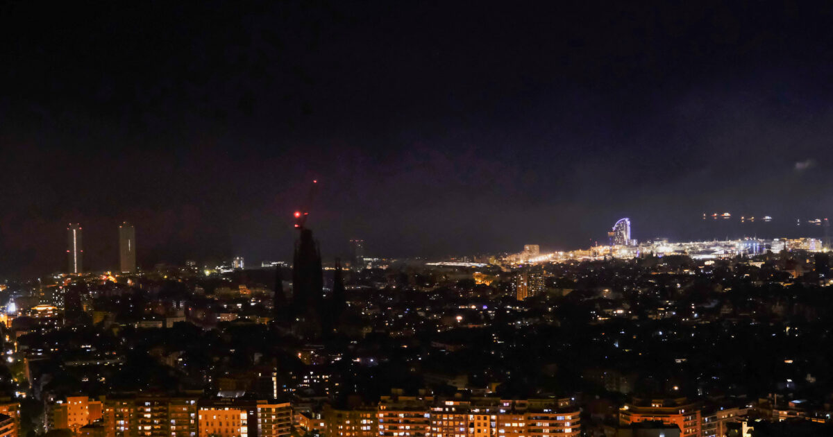 The Spanish economy remains strong but but the blackout threatens predictions