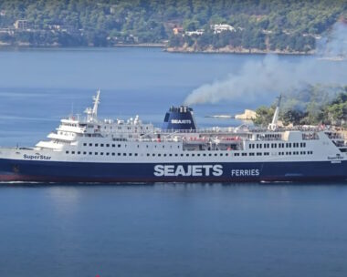 Seajets για τη μηχανική βλάβη στο Superstar: Οι επιβάτες εξυπηρετούνται με άλλα ταχύπλοα του ομίλου