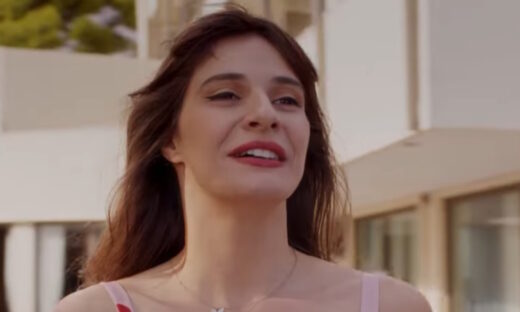 Εικόνα από το τρέιλερ της νέας σειράς του Mega