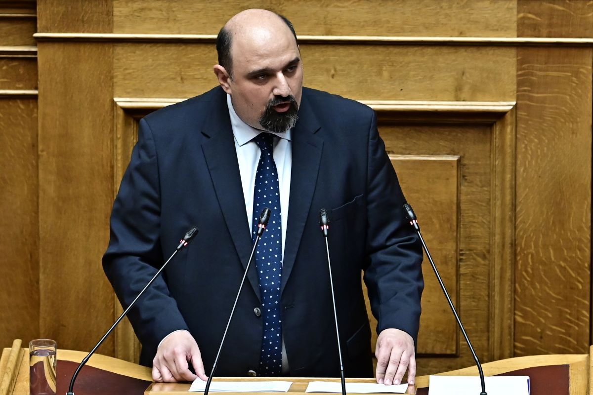 Ο Χρήστος Τριαντόπουλος στη Βουλή