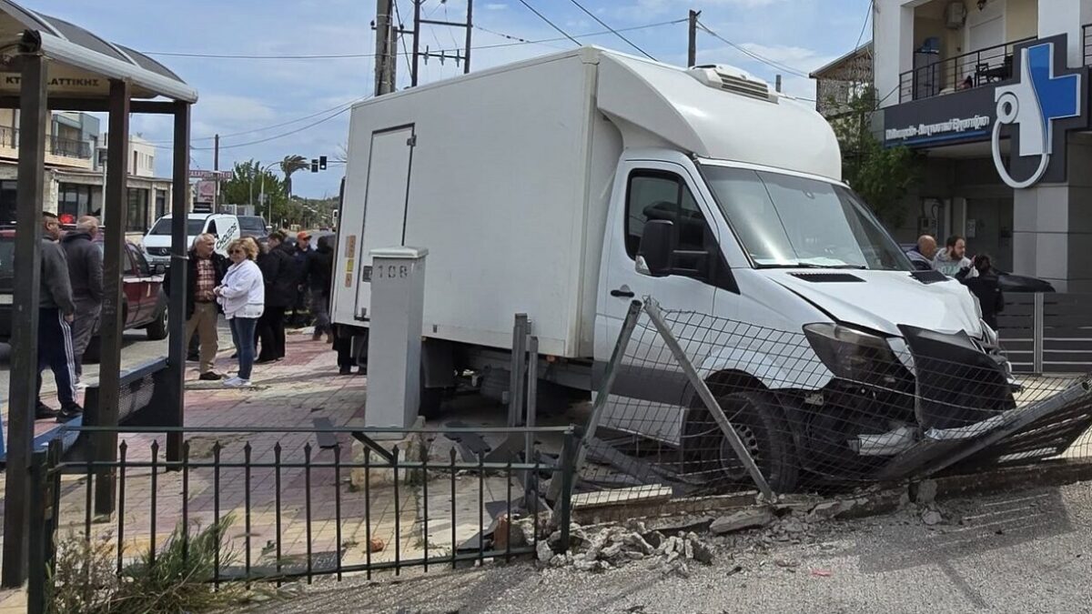 Τροχαίο στον Μαραθώνα