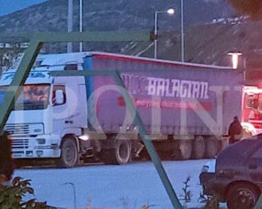 Τροχαίο με αυτοκίνητο και νταλίκα