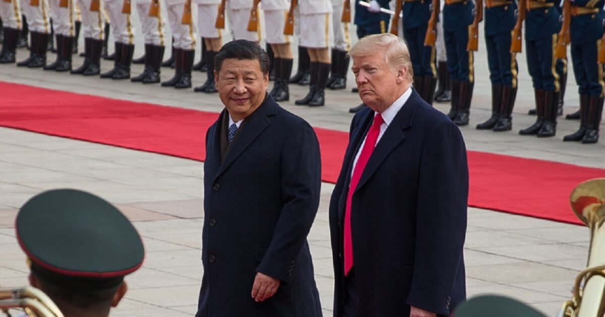 China attacks Donald Trump: “Resist the bully – we will not kneel” China attacks Donald Trump: “Resist the bully – we will not kneel”