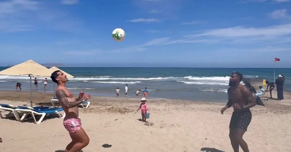Rodinei and Tsikinio played Podovoley in Crete