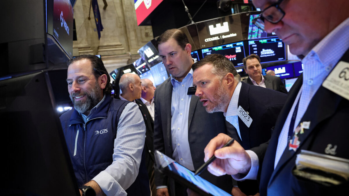 Traders στο χρηματιστήριο της Νέας Υόρκης