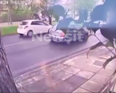Η στιγμή της εν ψυχρώ εκτέλεσης του Γιώργου Μοσχούρη στο Χαλάνδρι – Βίντεο ντοκουμέντο με τις ριπές του καλάσνικοφ
