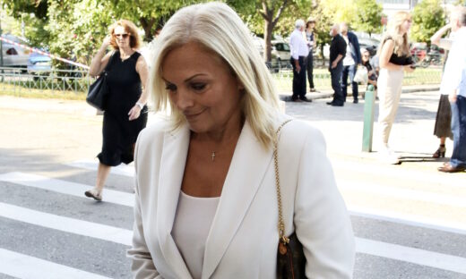 Χριστίνα Λαμπίρη