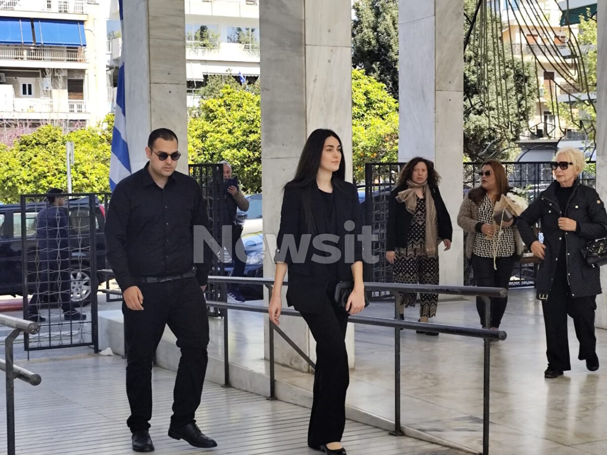 Ο Χρίστος και η Μαϊρα Κούγια