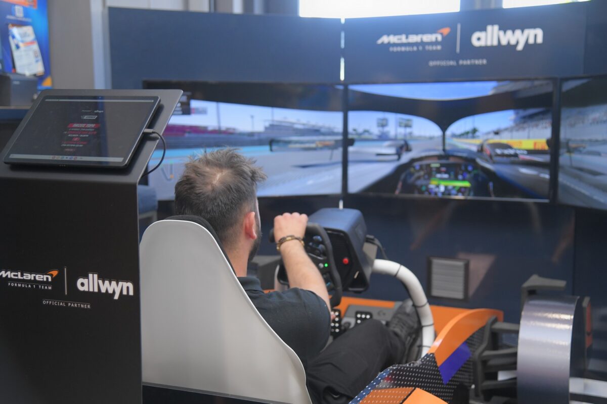 Η αυθεντική εμπειρία της Formula 1 στα καταστήματα ΟΠΑΠ