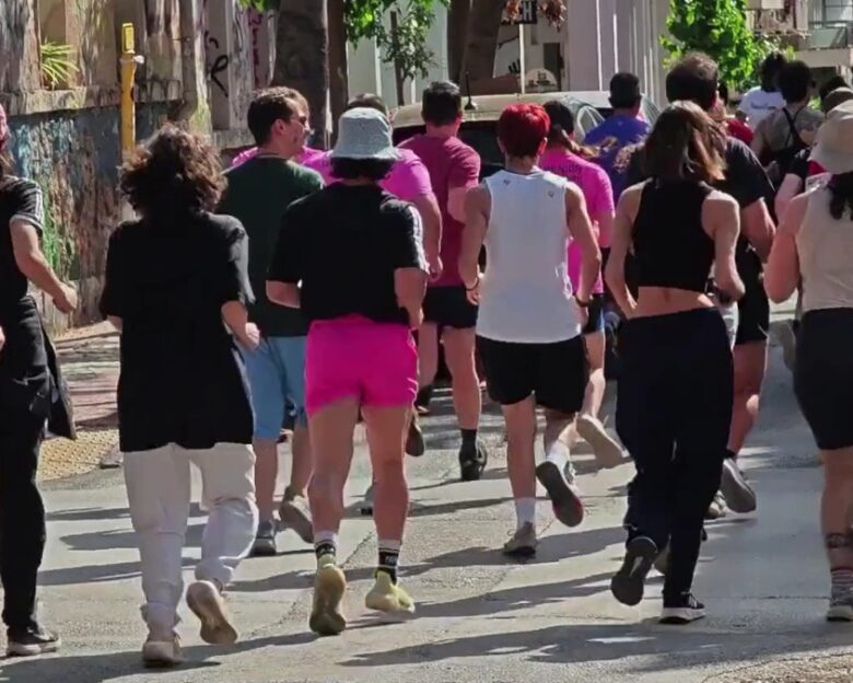 3K Glitter Run: Ένας διαφορετικός αγώνας δρόμου στην Αθήνα για την Παγκόσμια Ημέρα κατά της Ομοφοβίας
